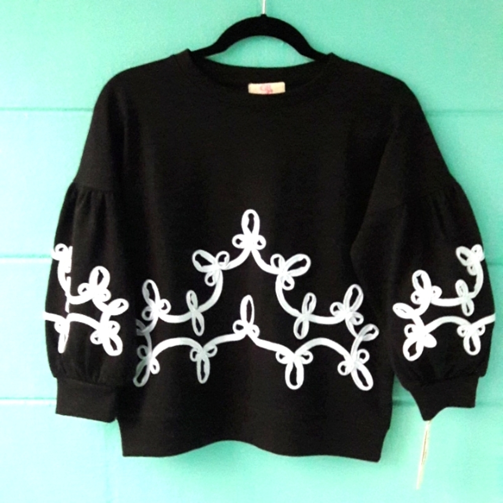 2/$15 NWT "GB Girls" Ribbon Trim Sweatshirt Size Large